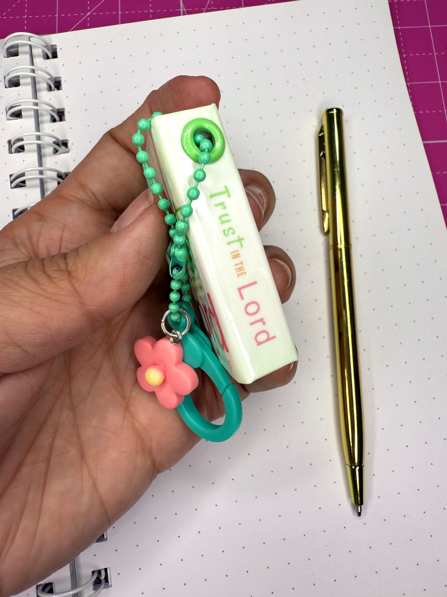 Stick Notes Keychain Trust in the Lord