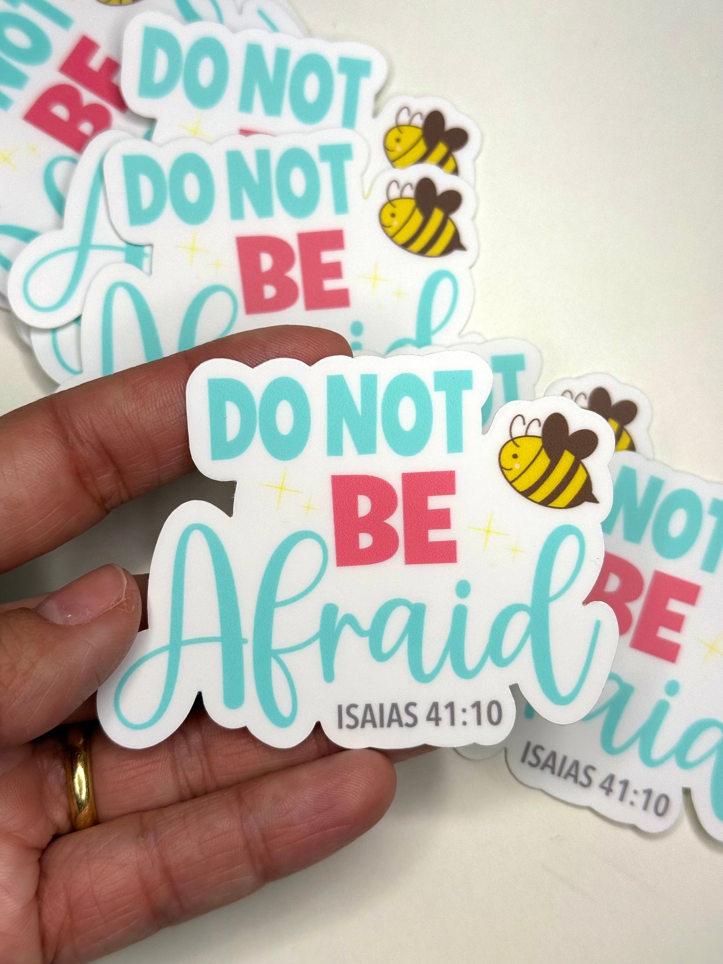 Sticker: “Do not be afraid”